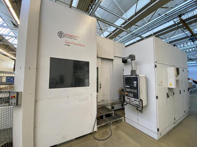 Double-Pallet Horizontal Machining Center