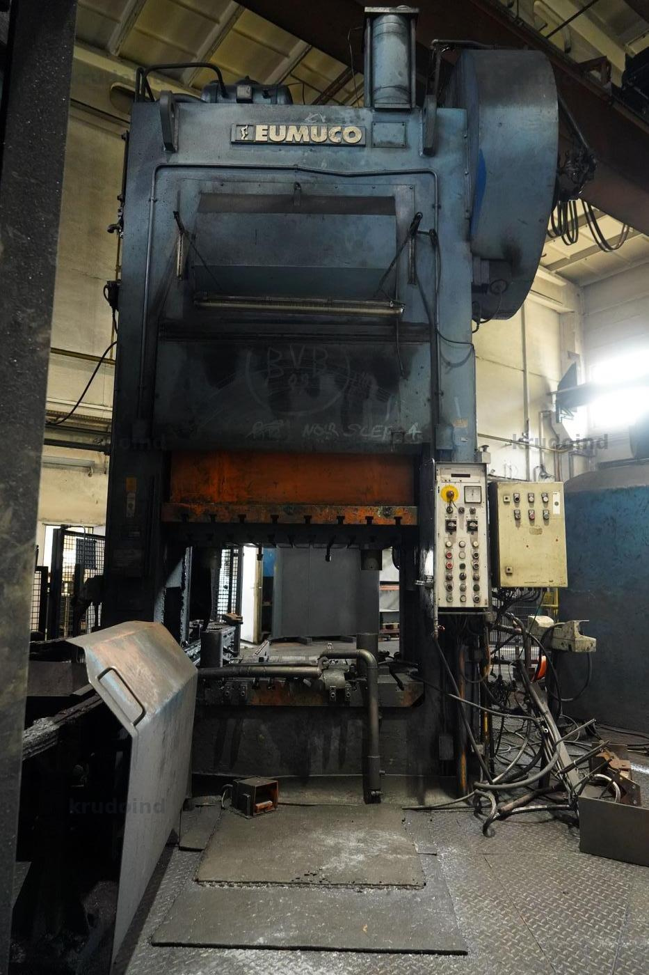 Eccentric press