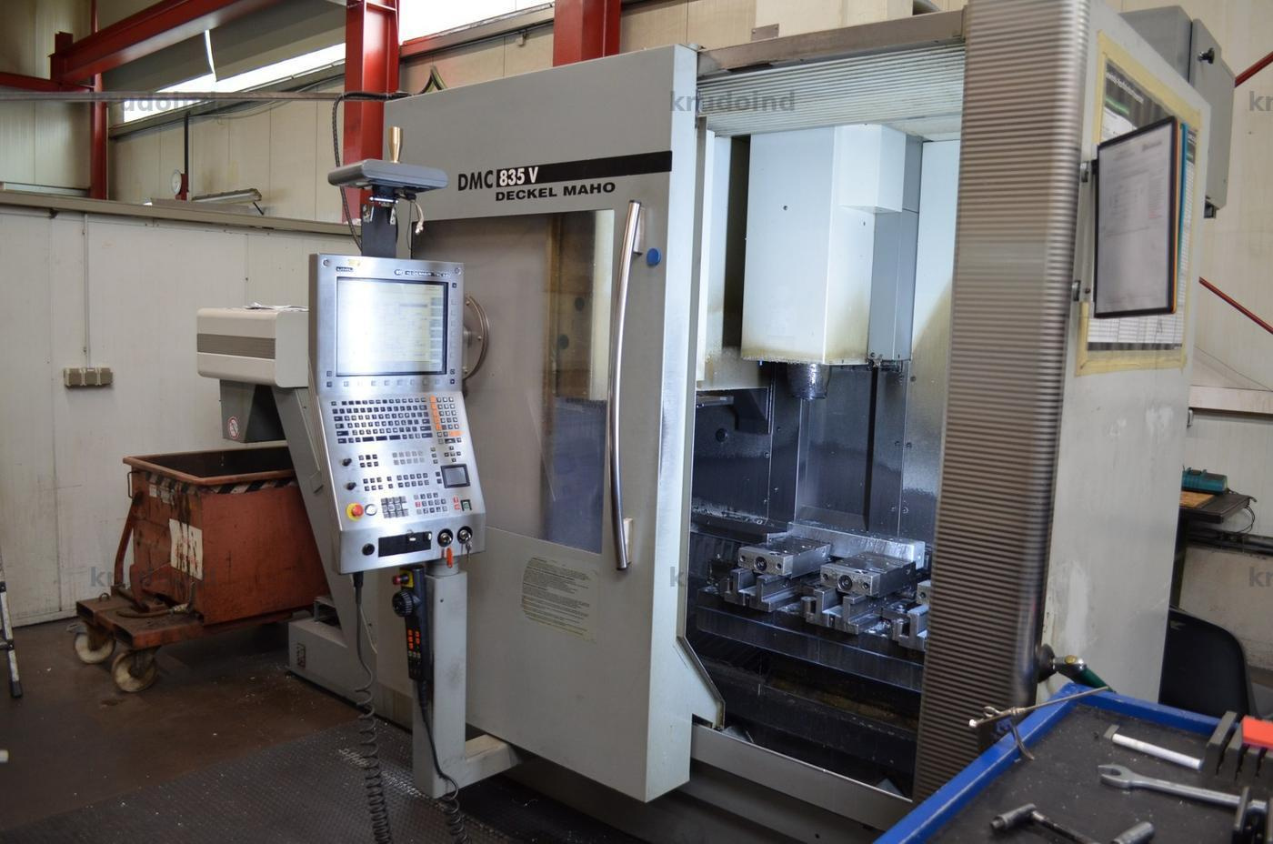 CNC Vertical Machining - DECKEL MAHO DMC 835V