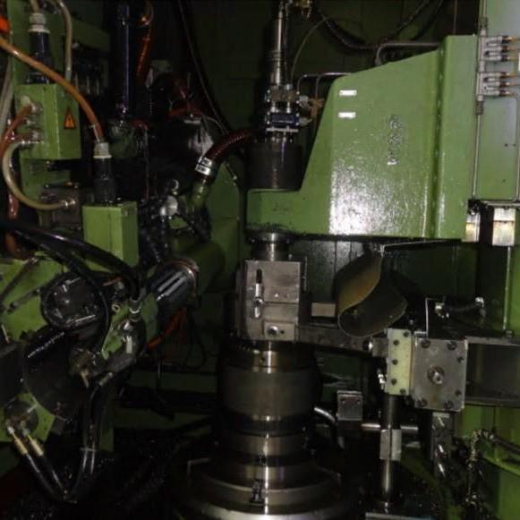 Gear Hobbing Machine - Vertical