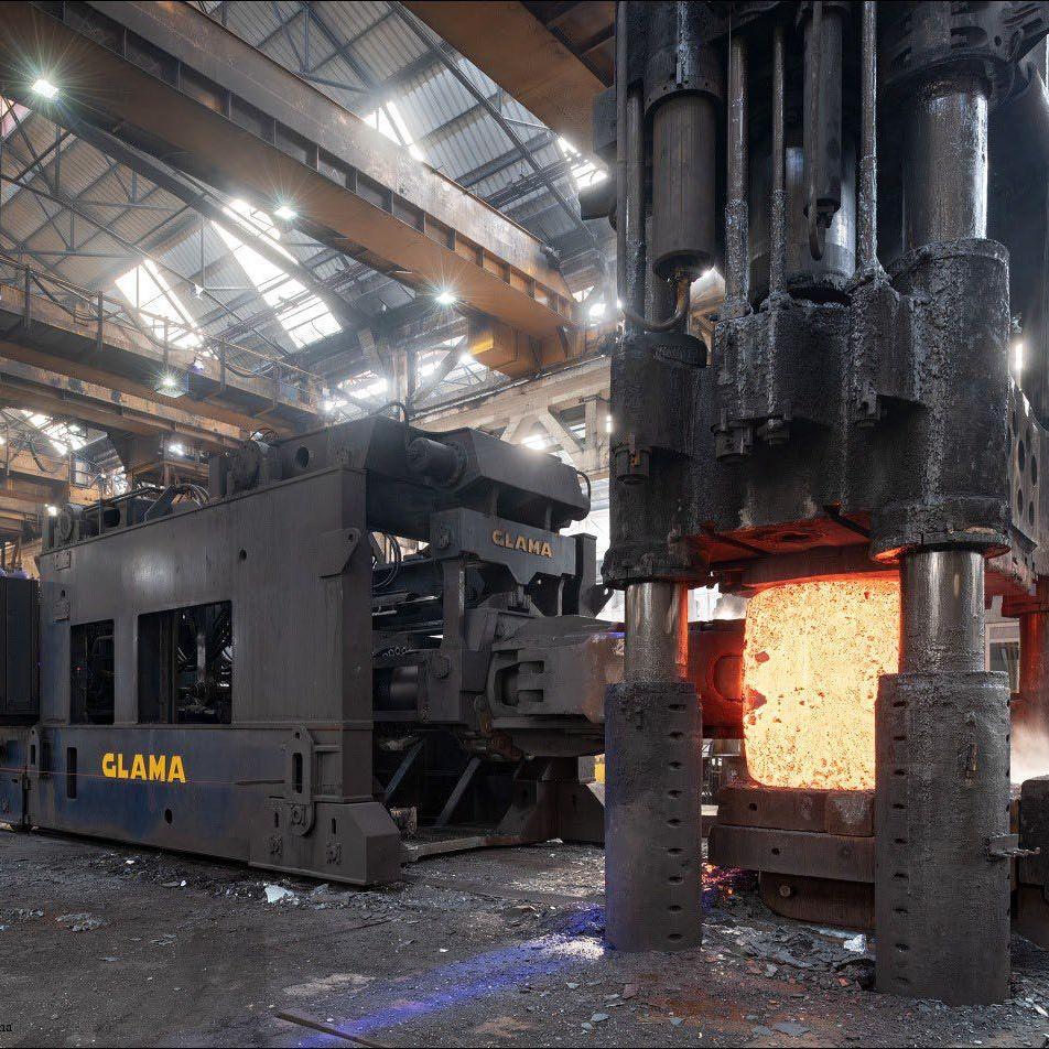 HYDRAULIC HOT FORGING PRESS