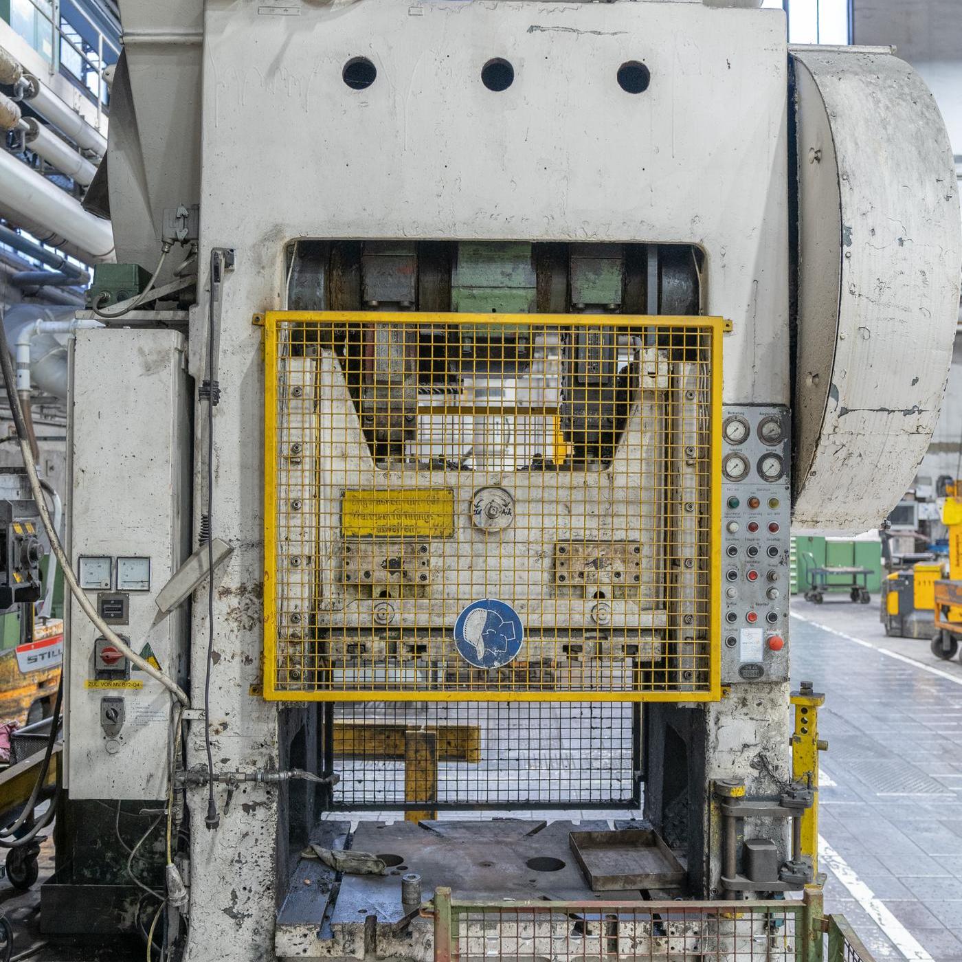 Double Stand Trimming Press