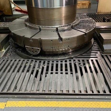 CNC Gear Hobbing Machine - LIEBHERR LC 3002