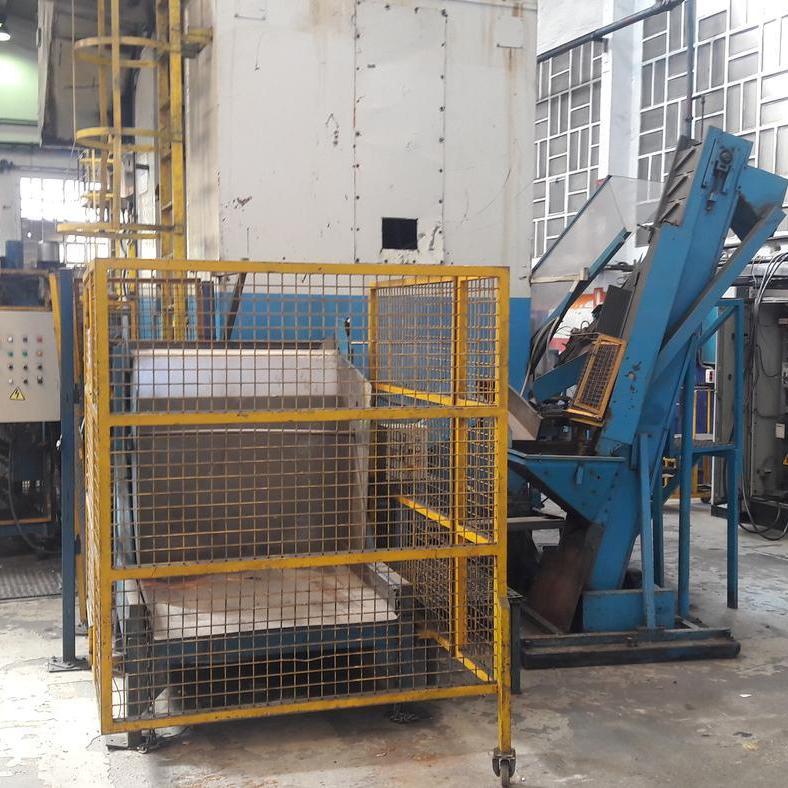 Knuckle Joint Press